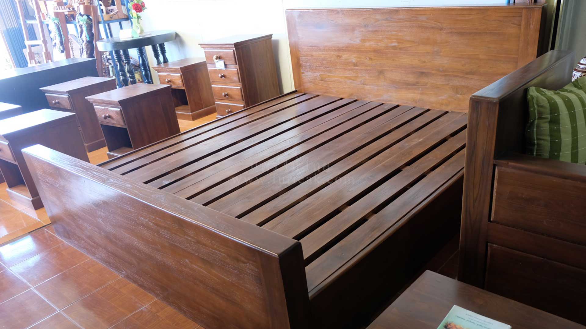 bed-teak